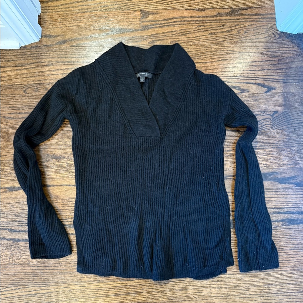 Banana Republic Wool/Cashmere V Neck Sweater XS